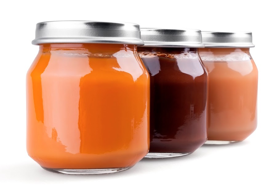 Petits pots pour bébé : à quel âge réellement commencer la diversification ?