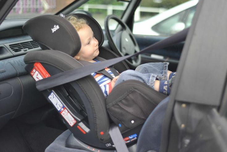 Siège auto Bébé Joie : guide, comparatif et avis